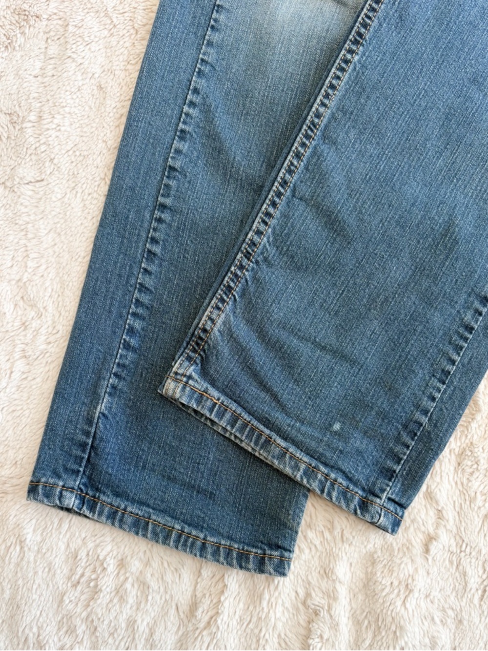 Levi’s 505 Jeans Men’s 34x32 Straight Leg Medium Wash Faded Denim - Picture 6 of 7